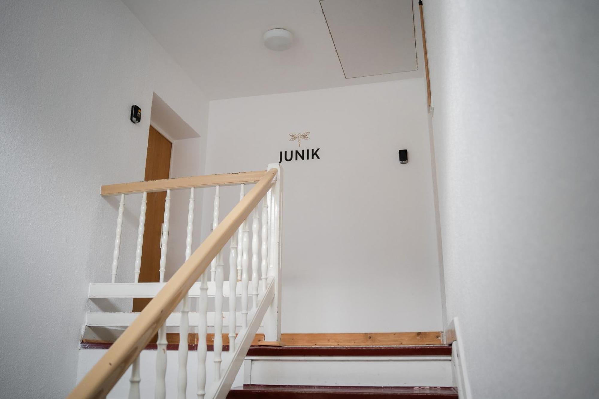 Junik Apartments Oberhausen Оберхаузен Экстерьер фото
