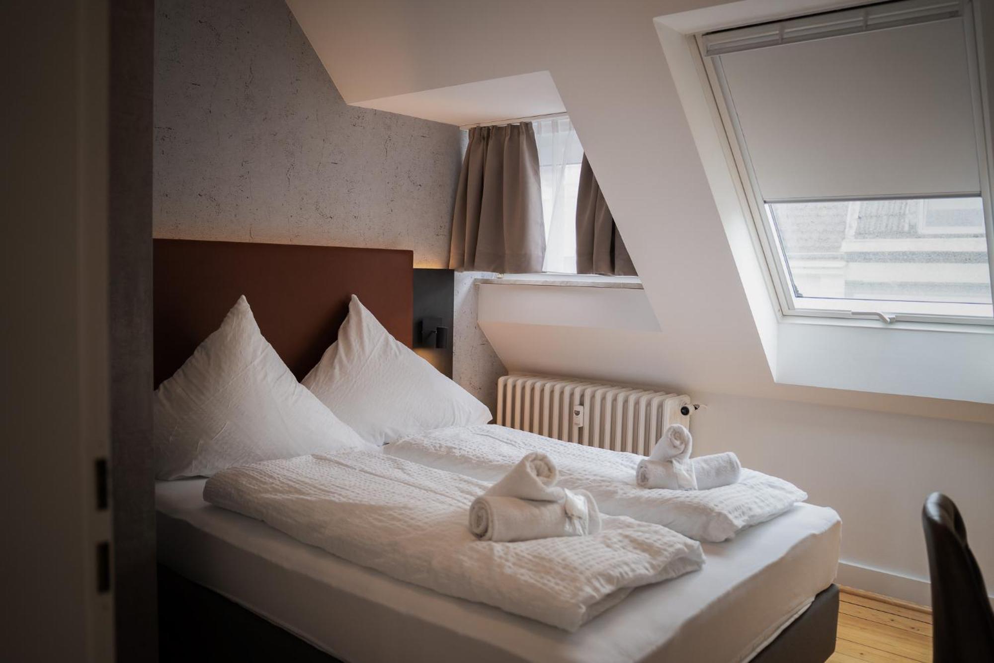 Junik Apartments Oberhausen Оберхаузен Экстерьер фото