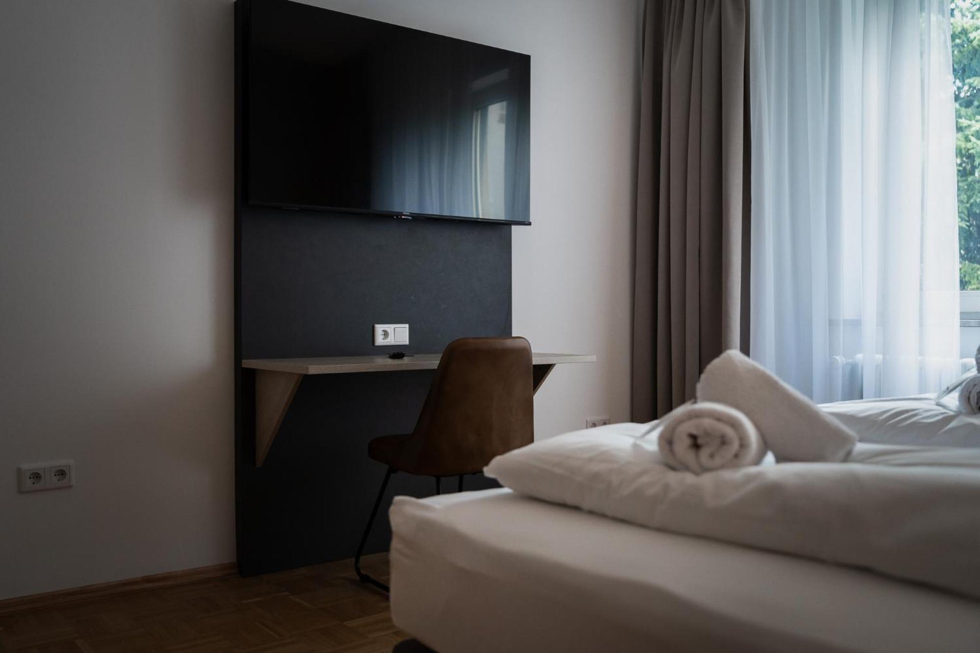Junik Apartments Oberhausen Оберхаузен Экстерьер фото